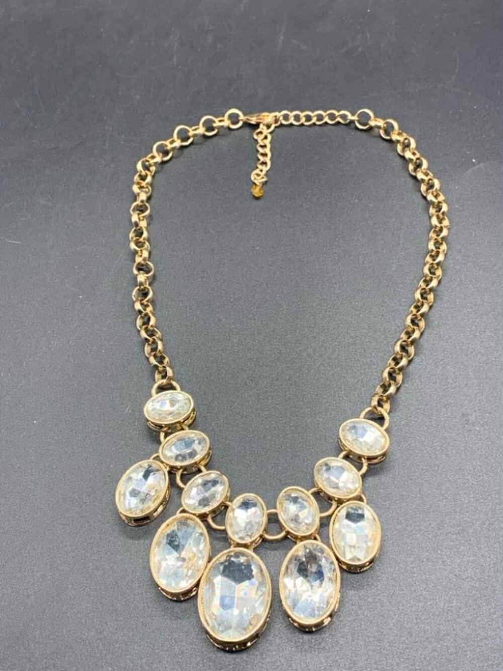 NWOT Vintage Y2K Large Clear Rhinestone Crystal Gold Tone Bib Statement Necklace